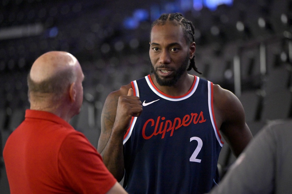 NBA曾批准快船与Aspiration签3亿赞助 后者涉嫌和小卡签阴阳合同